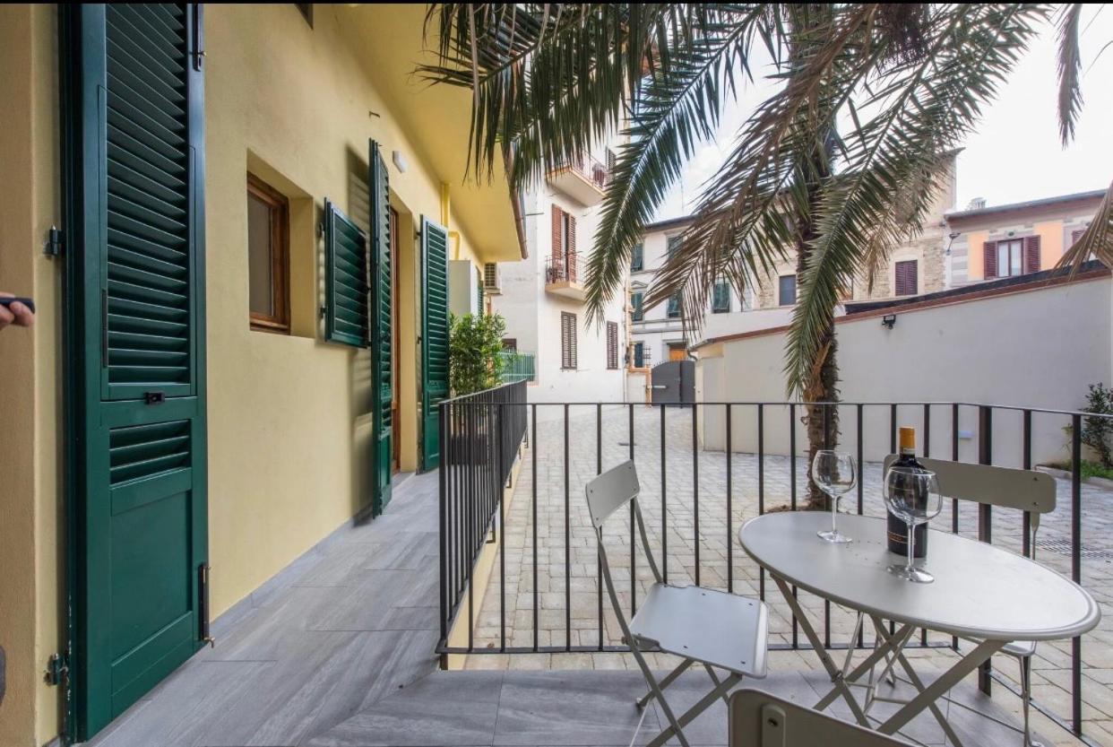 Modern Apartment In Firenze Esterno foto